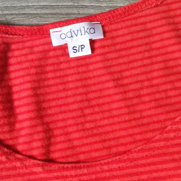 Advika Red Striped Trapeze Tunic Small - Picture 6 of 7